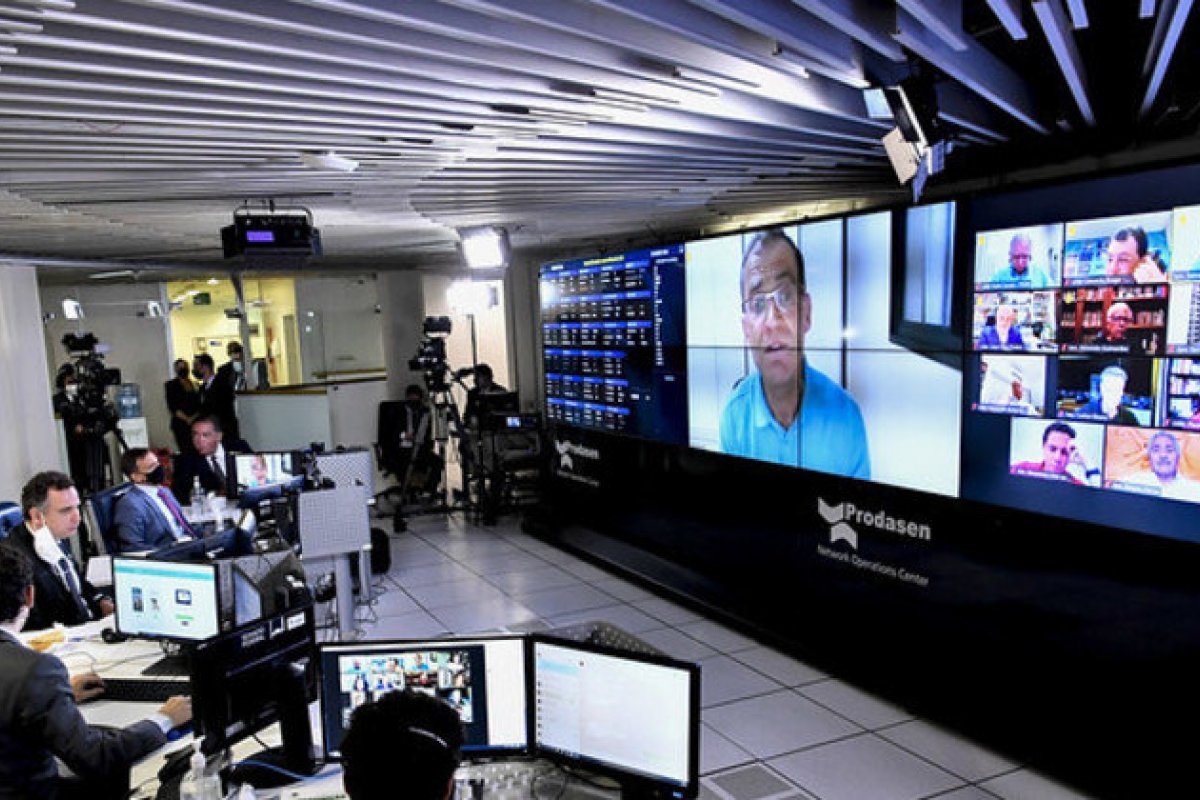 Senado deve votar hoje em projeto sobre equiparação salarial