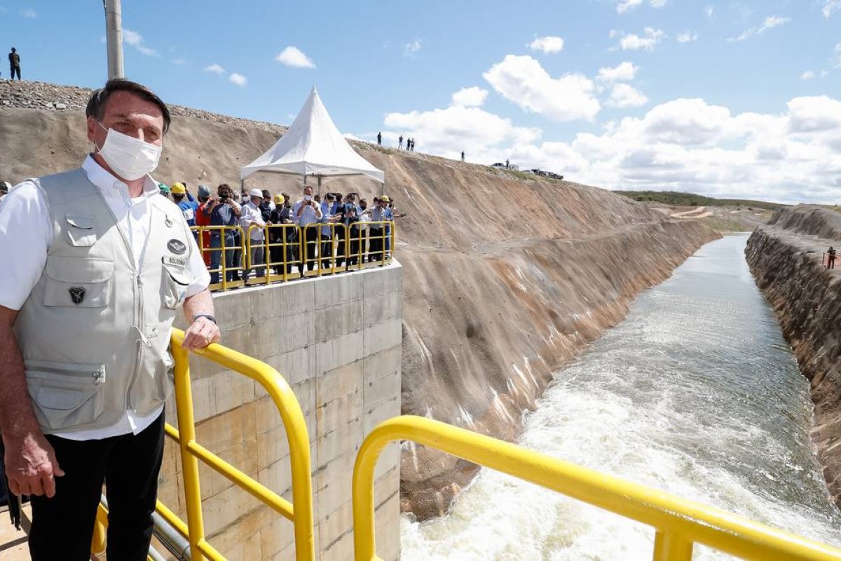 MPF pede que redes sociais do Governo Federal não façam promoção pessoal de Bolsonaro