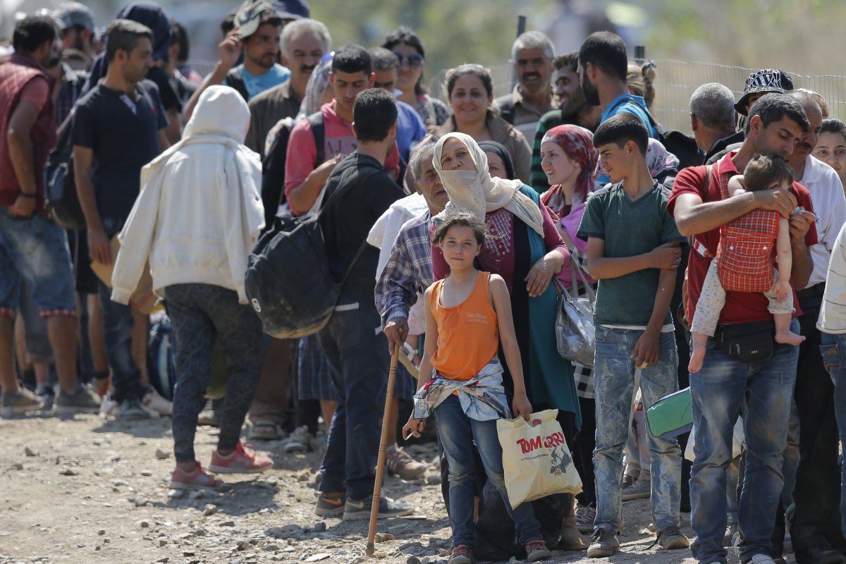 Instituto inicia nova turma para capacitação de mulheres refugiadas em Salvador