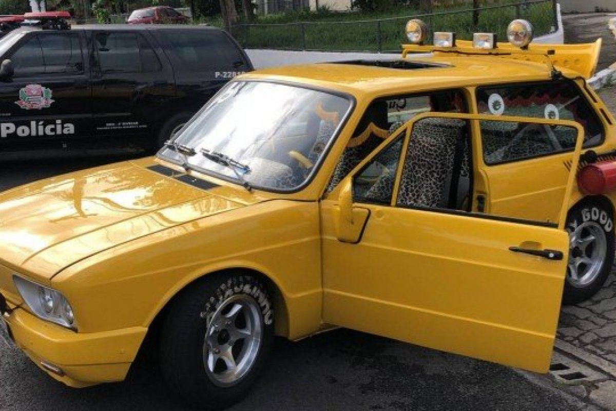 Brasília amarela é recuperada de ferro velho e estará em filme sobre 'Mamonas Assassinas'