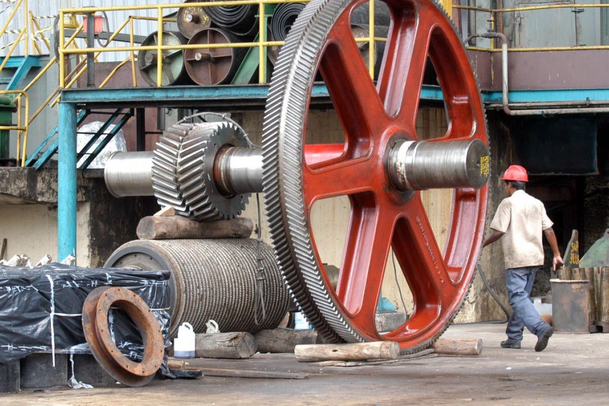 Abimaq: setor de máquinas e equipamentos tem alta de 18% em fevereiro