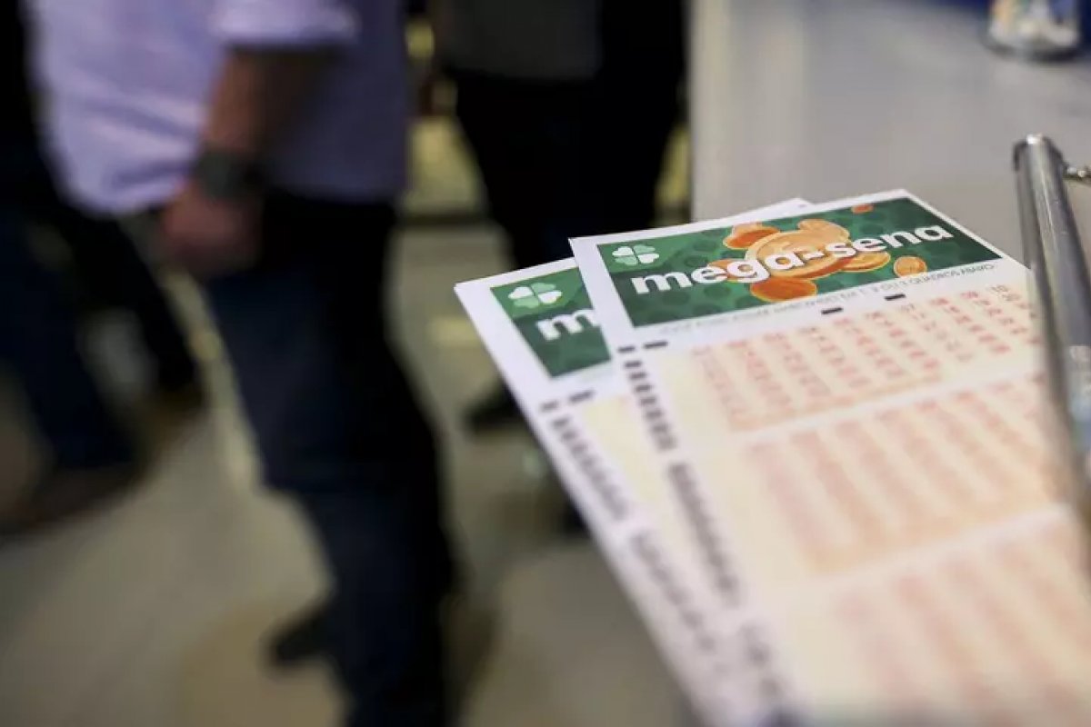 Procon notifica a Caixa para identificar o ganhador da Mega da Virada e pagar o prêmio