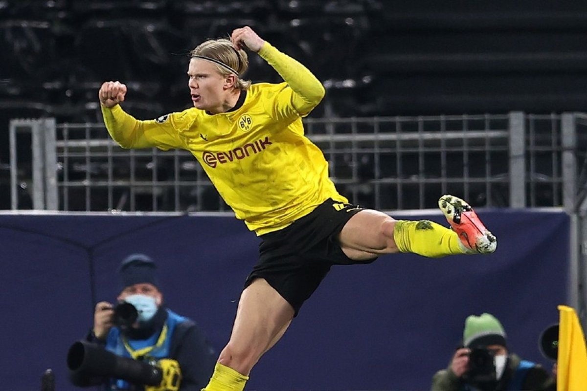 Empresário e pai de Haaland se reúnem Barcelona e Real Madrid 