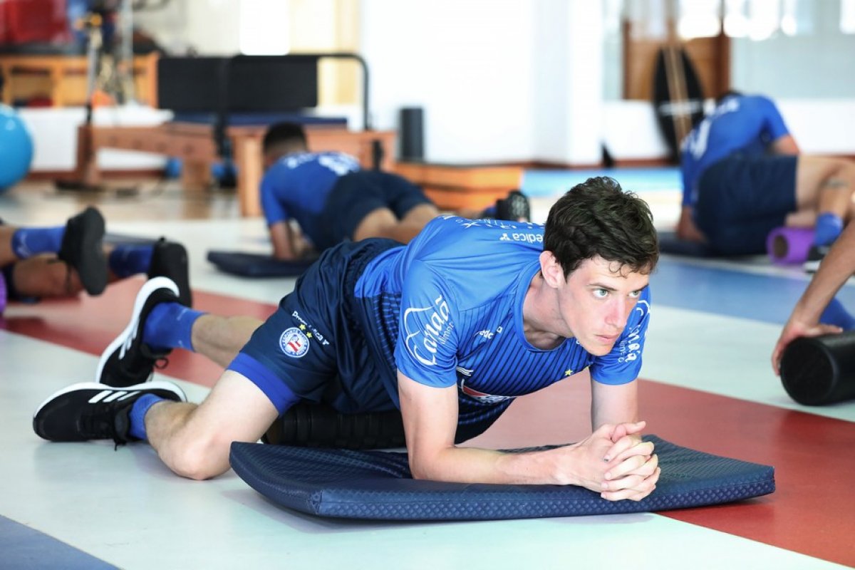 Após anunciar meia paraguaio, Bahia volta a ter trio de estrangeiros