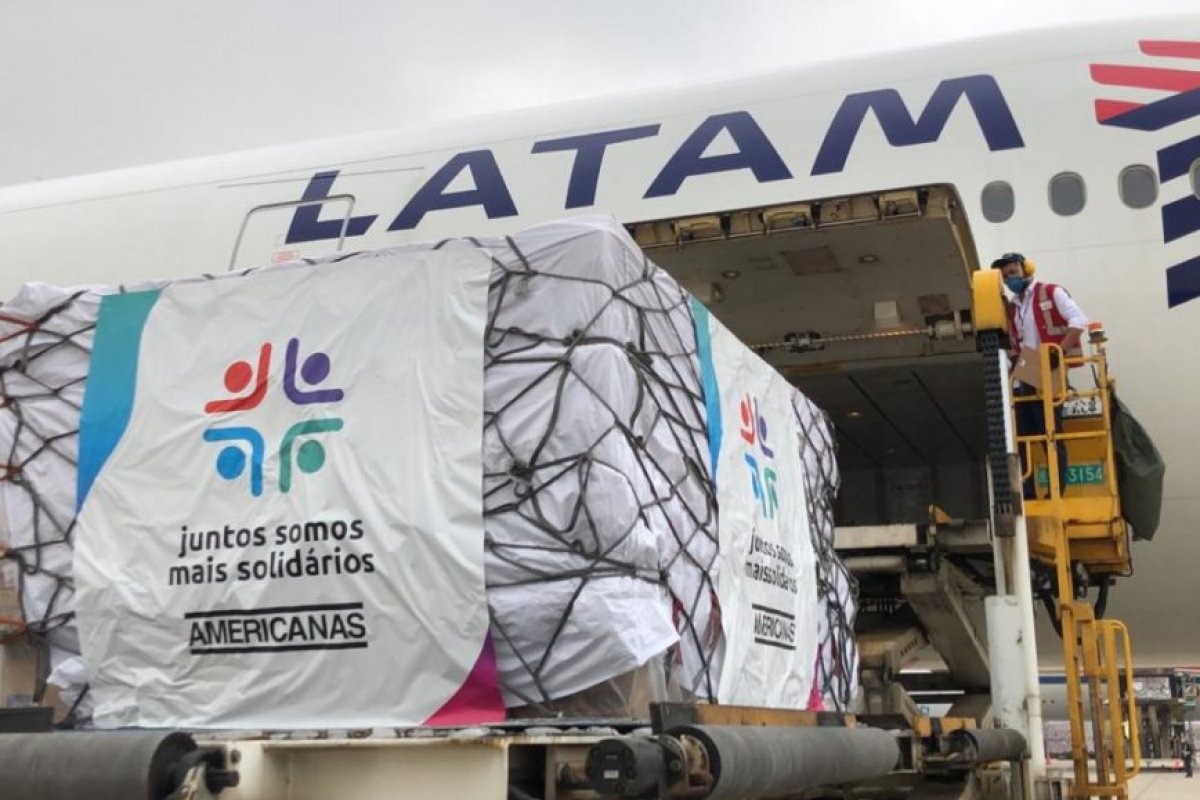 Crise sanitária do país faz fabricantes internacionais evitarem Brasil, diz Fiocruz