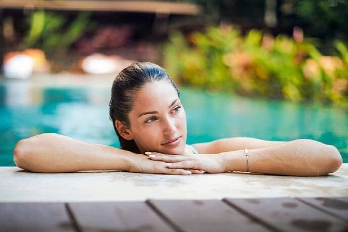 Influencer morre aos 28 após ser atropelada por trem nos EUA