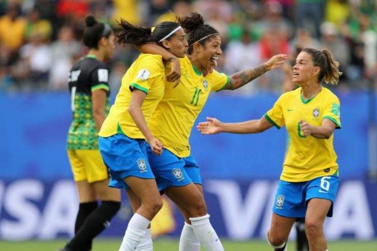 Pela primeira vez na história, Globo terá pacote publicitário exclusivo para futebol feminino