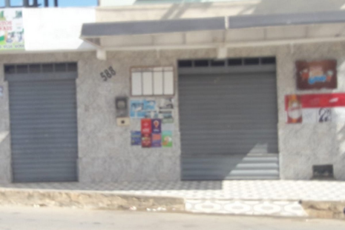 Homem morre ao defender filho em Jaguaquara