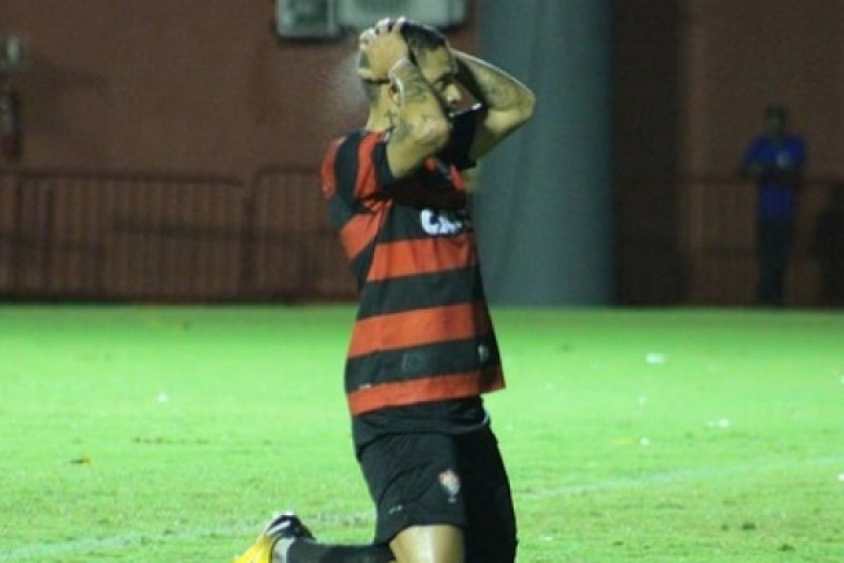 Vitória tem pior aproveitamento de primeiro turno na Série B