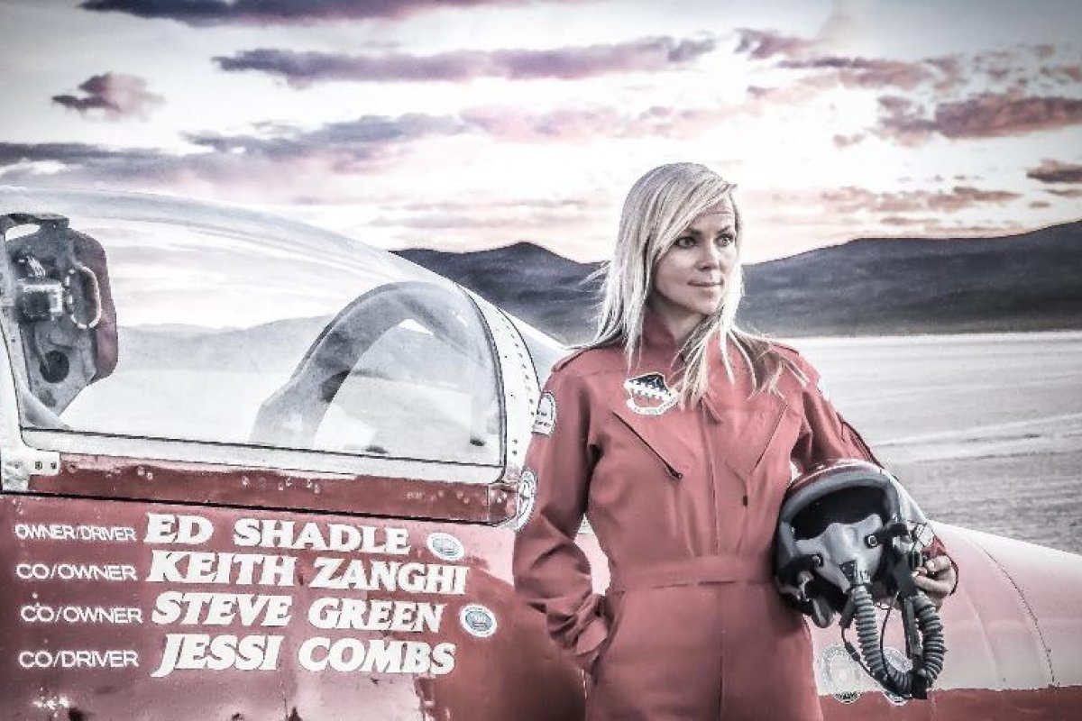 Piloto morre ao tentar quebrar recorde de velocidade em carro