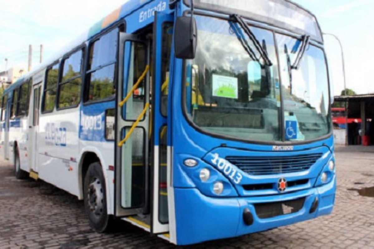 Oposição na CMS acusa prefeitura de negligência por idade dos ônibus do CSN