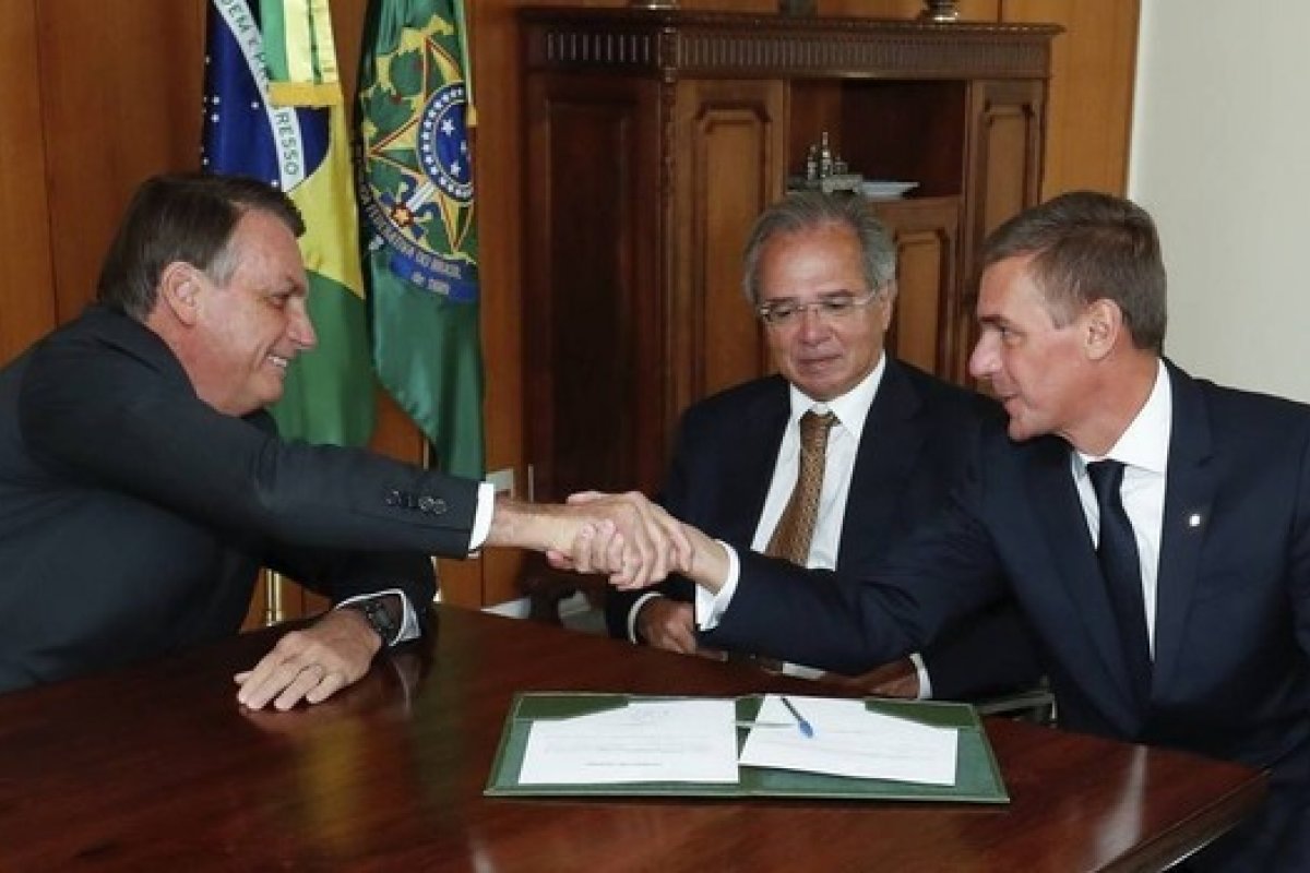 Paulo Guedes, André Brandão e dois ex-conselheiros do BB devem ser ouvidos por CAE do Senado