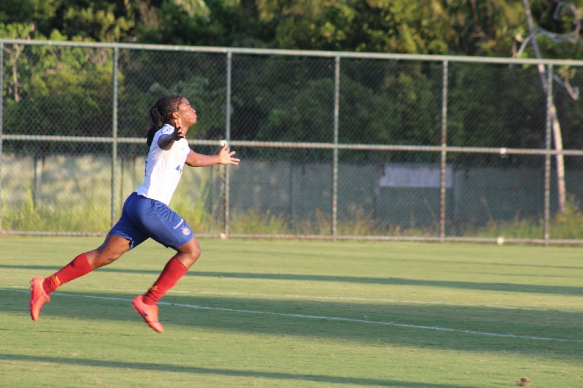 Após negociações, Daniel Cruz voltará a ser utilizado pelo Bahia 