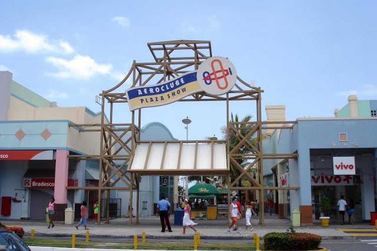 MP-BA pede anulação de acordo entre prefeitura e Aeroclube que beneficiou consórcio em R$ 20 milhões