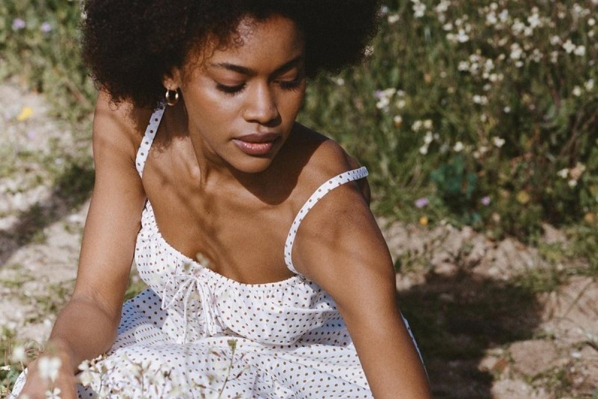 Famosa rede varejista americana de moda se une a marca brasileira para o plantio de árvores!