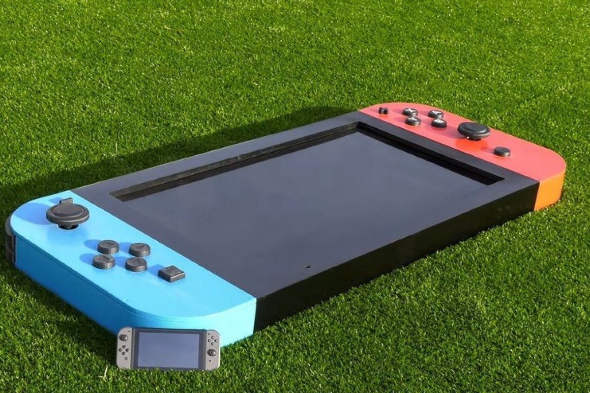Youtuber desenvolve Nintendo Switch gigante com tela 4K e 30 kg 