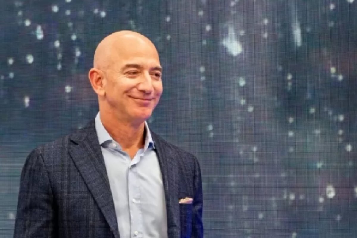 Jeff Bezos é a pessoa mais rica do mundo pelo 4º ano seguido