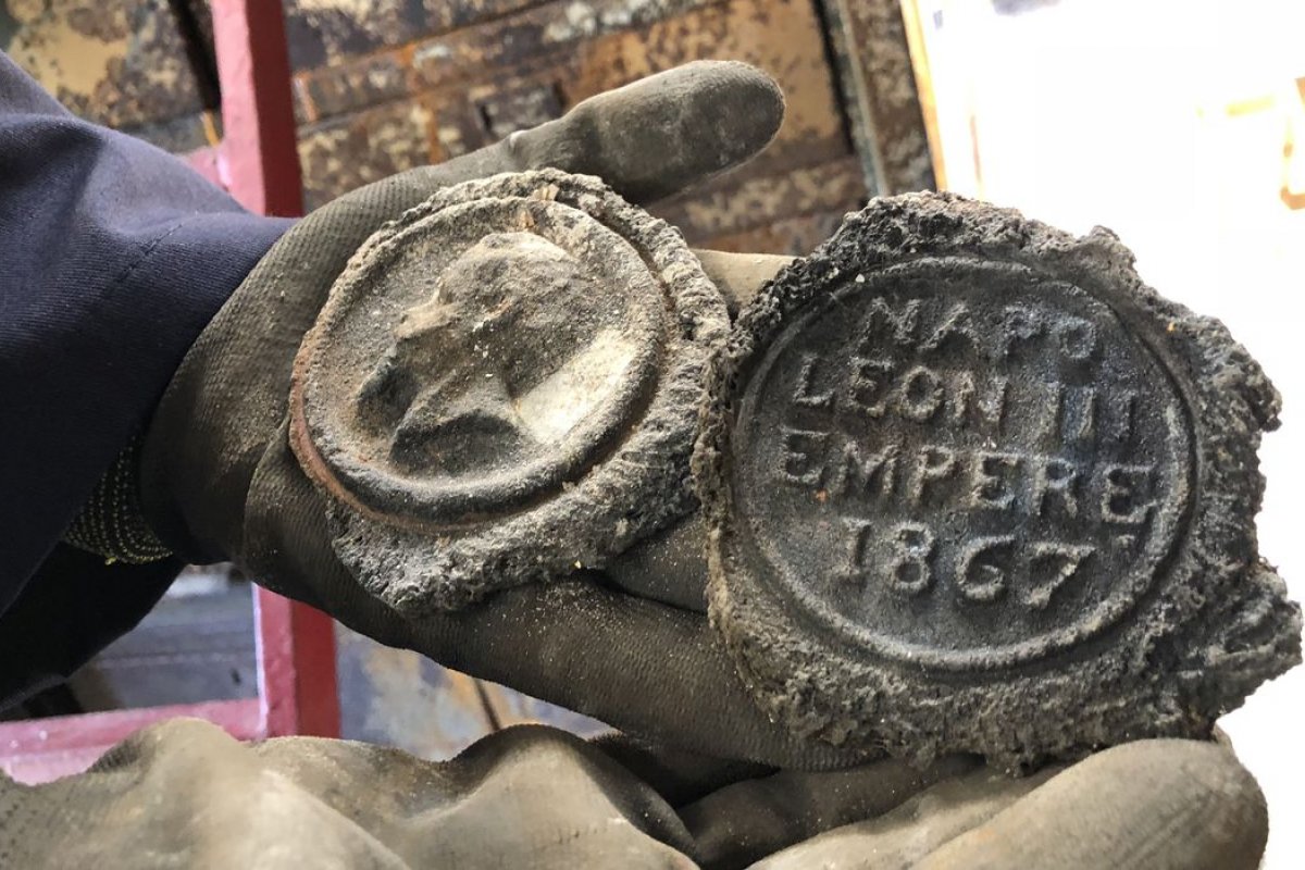 Museu Nacional lança livro sobre resgate de acervo atingido por incêndio