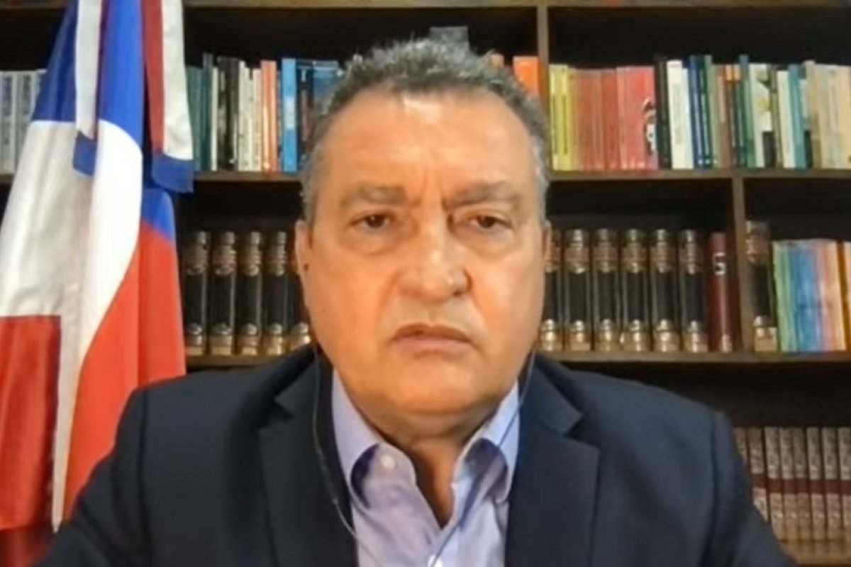 "Não resolve o problema do povo", diz Rui Costa sobre a compra de vacina contra Covid-19 por empresas privadas