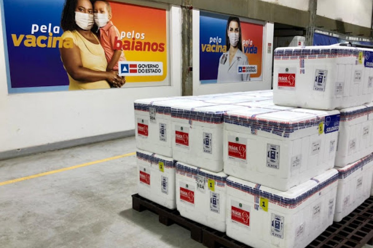 Governo Federal envia mais de 280 mil doses da vacina contra Covid-19 para a Bahia nesta quinta (8)