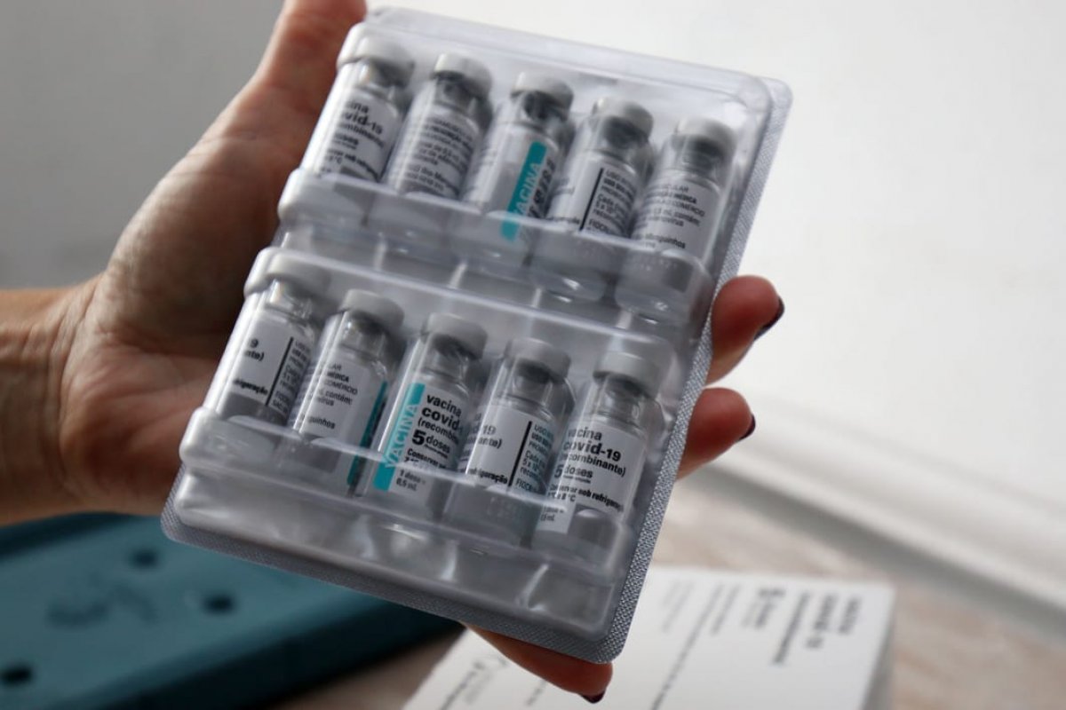 Bahia recebe mais 281.400 doses de vacinas Coronavac e Astrazeneca enviadas pelo Governo Federal