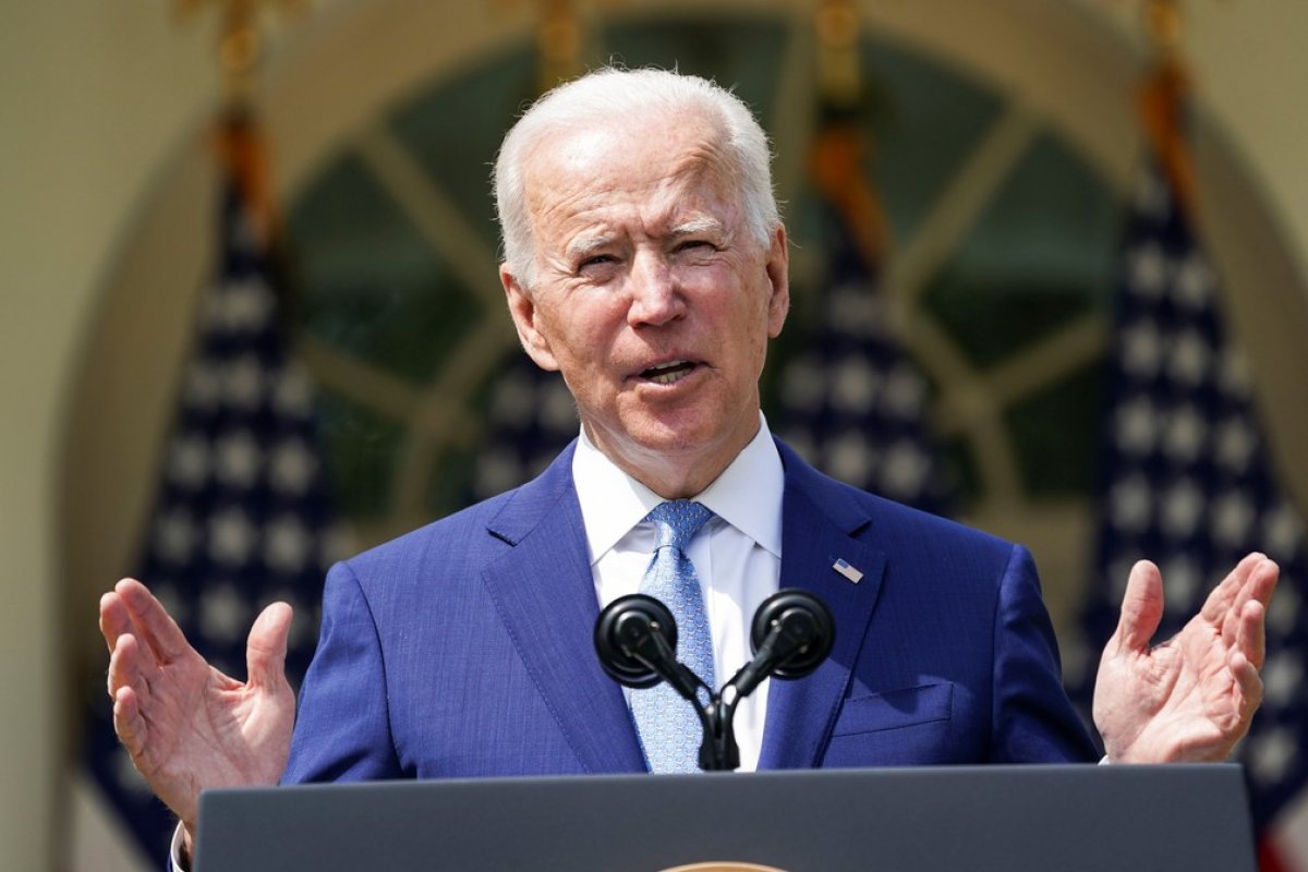 EUA: Biden anuncia medidas de controle contra 'epidemia de violência com armas de fogo'