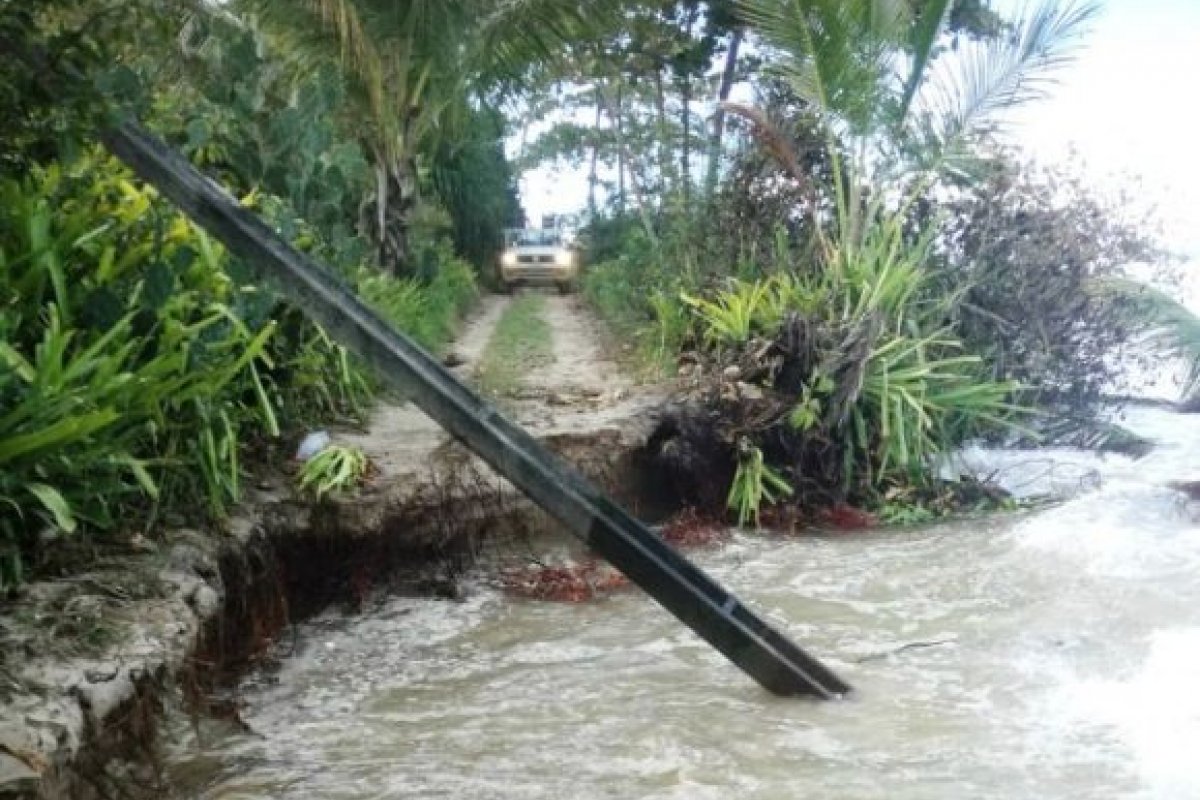 Marinha alerta mau tempo e ondas de 2,5m no sul da Bahia
