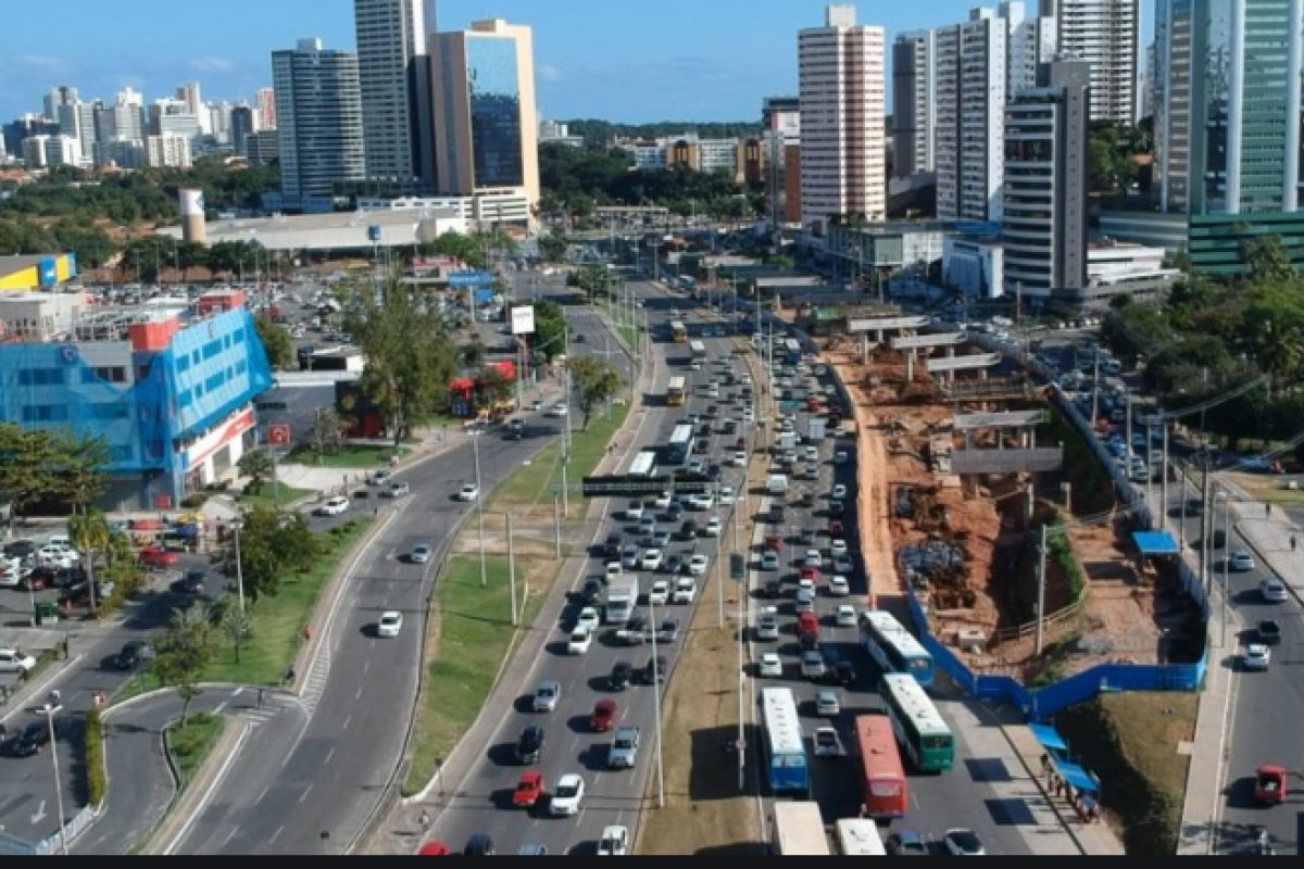 Trânsito será modificado na Av. ACM a partir deste sábado (31)