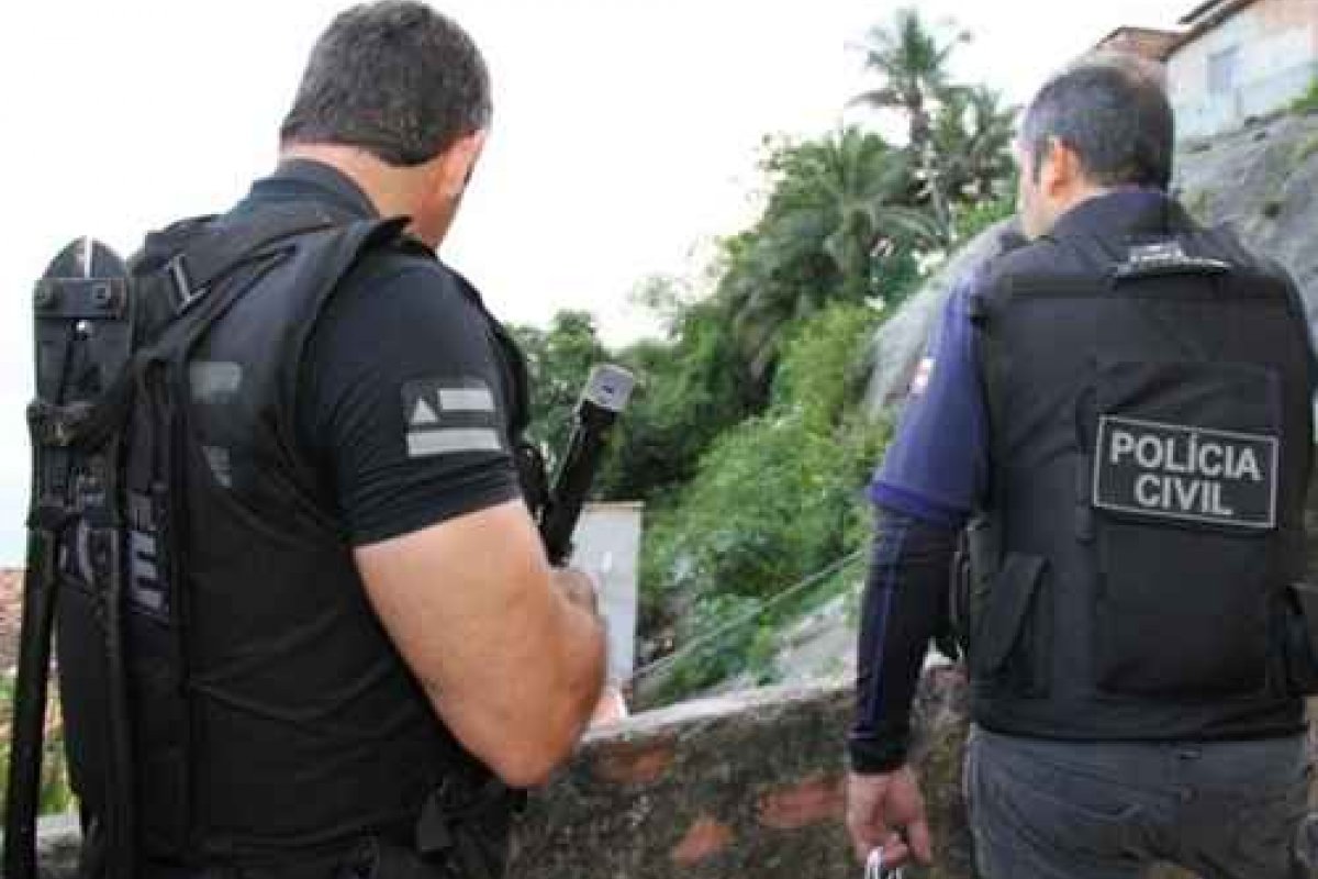 Homem é morto e cinco pessoas ficam feridas em ataque a tiros na Boca do Rio