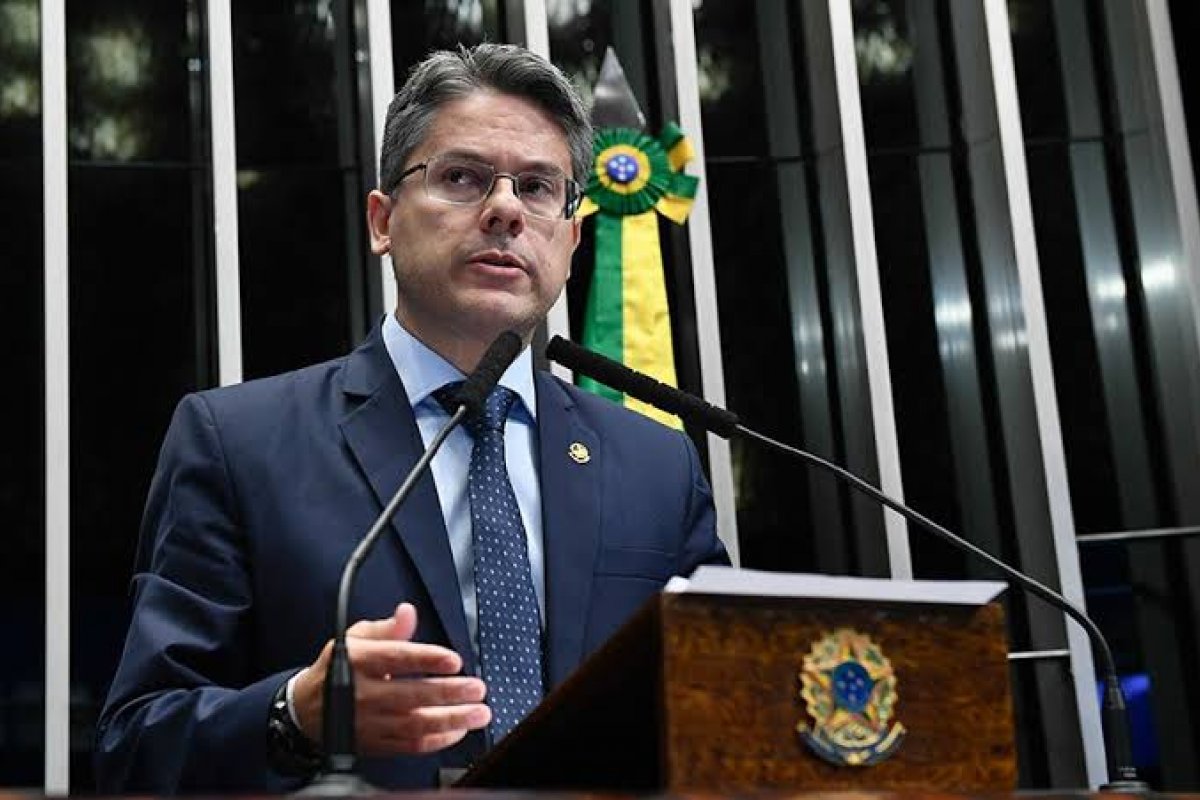 Senador quer que CPI da covid investigue prefeitos e governadores