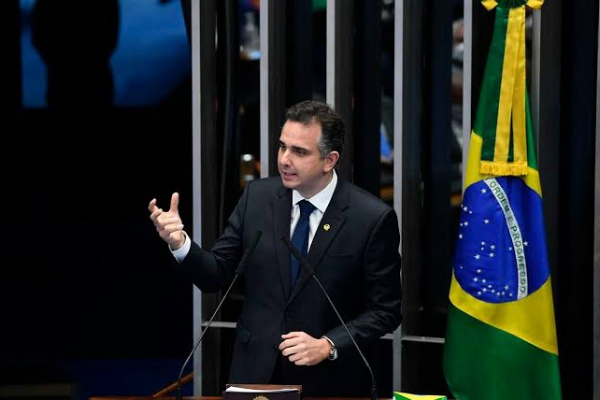 Pacheco avisa que não vai pautar impeachment de ministros do STF