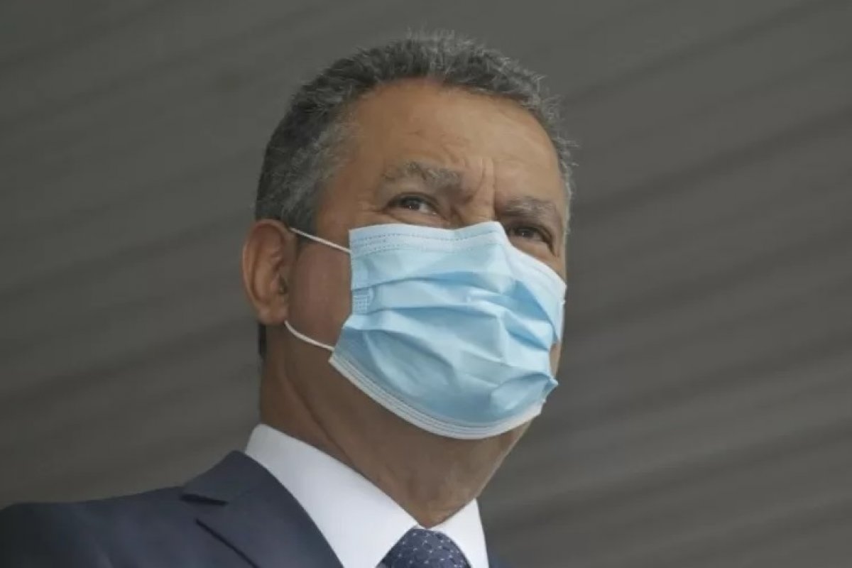 Rui diz que vai entrar com ação no STF até quarta (14), para liberação da 'Sputnik V'