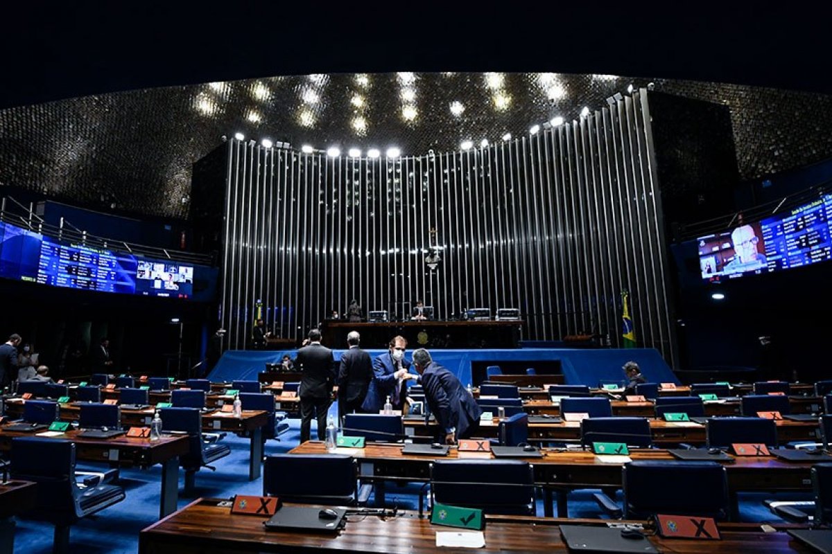 Sessão do Senado desta terça (13) começa com as discussões quanto à instalação da CPI da Covid-19