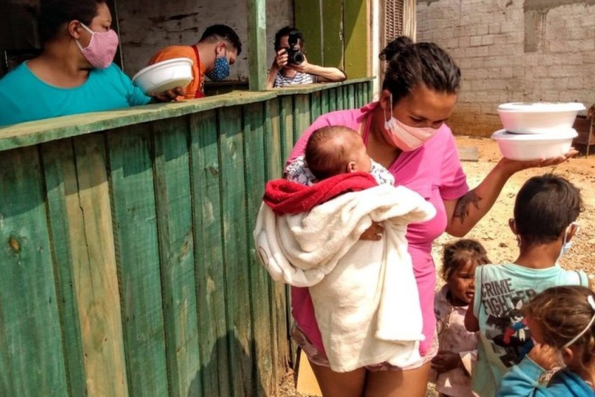 Mais de 125 milhões de brasileiros sofreram insegurança alimentar na pandemia, diz estudo