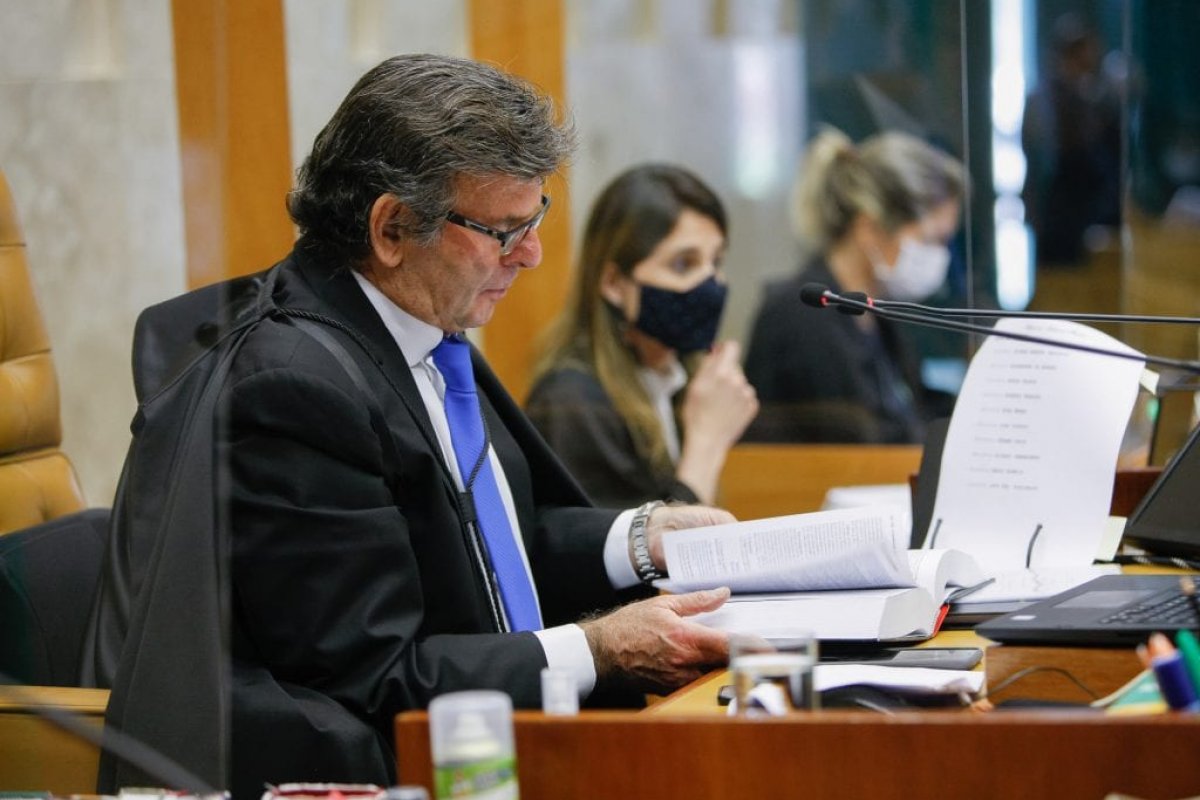 Supremo decide nesta quarta (14) se mantém determinação de Barroso para instauração da CPI da Covid