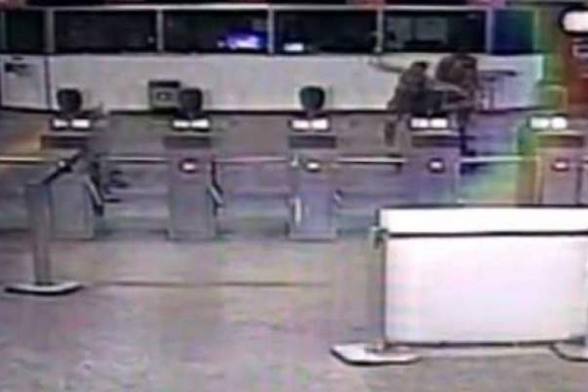 Homens espancam funcionários do metrô em duas estações na zona norte do RJ