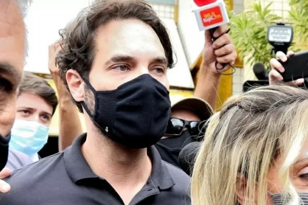 Justiça nega afastamento de Jairinho do cargo de vereador