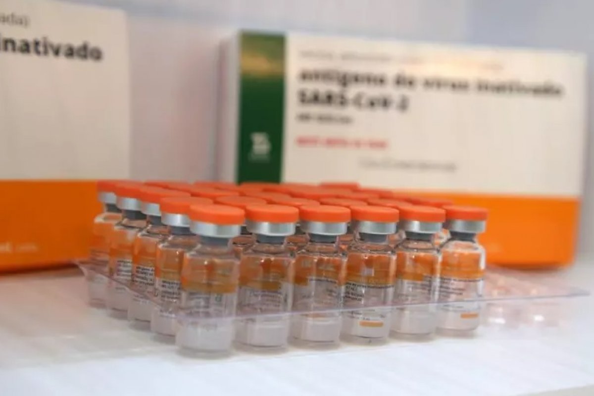 Butantan adia para maio entrega de 46 milhões de doses da Coronavac