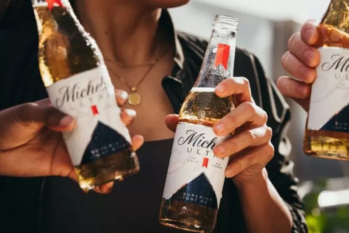 Cerveja com 79 calorias e 80% menos carboidratos é a nova aposta da Ambev