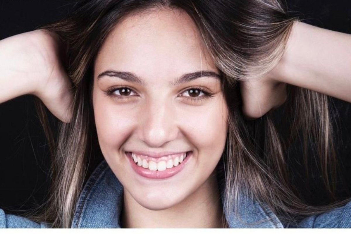 Giselle Alfano se apresenta na Sessions Live