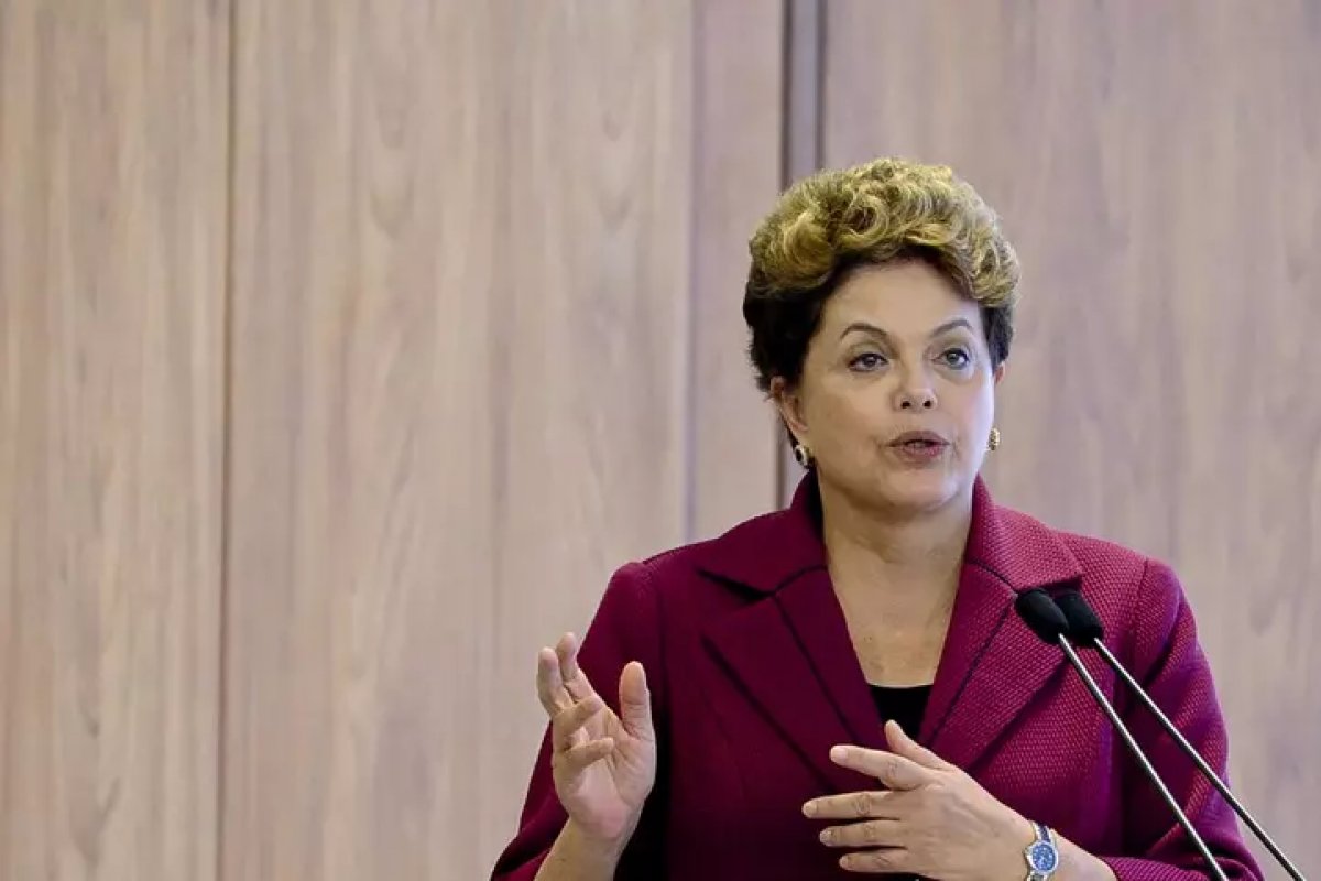 TCU absolve Dilma no caso da refinaria de Pasadena