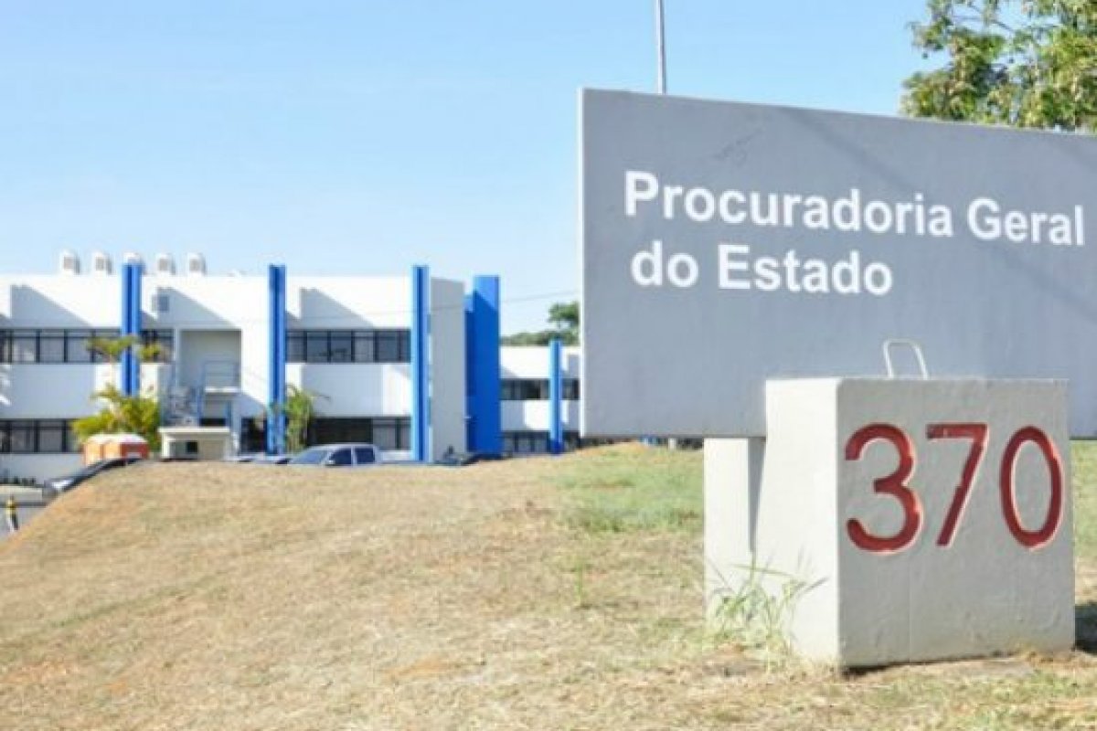 PGE abre 25 vagas temporárias via Reda para Analista de Procuradoria