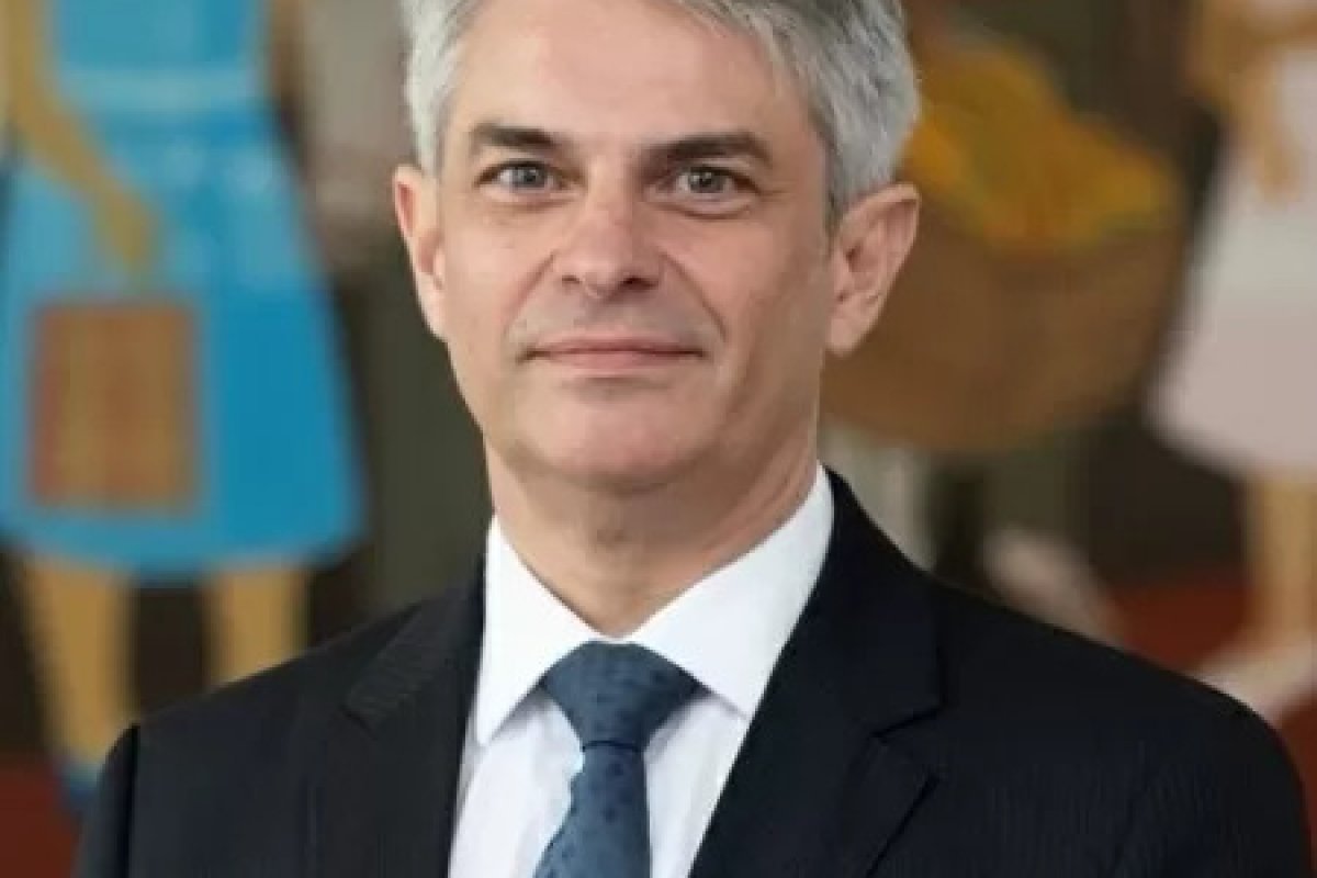 Bolsonaro indica número dois do Itamaraty na gestão Ernesto Araújo para representar o país na OEA