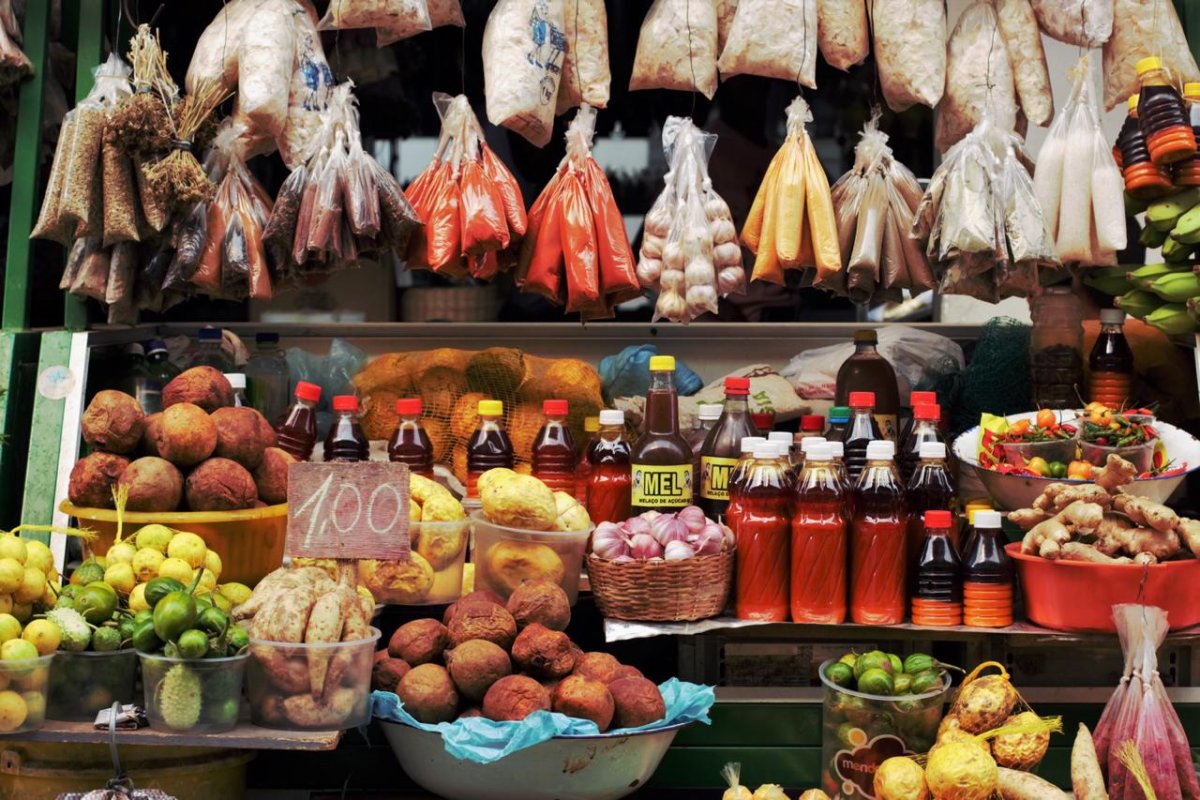 Feira de São Joaquim em Salvador encanta turistas e baianos desde a década de 30