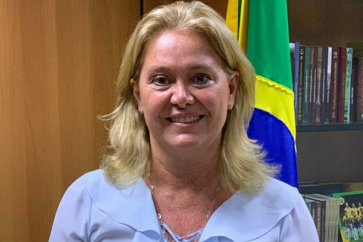 Nova presidente da Capes coordena curso de mestrado que tirou nota 2