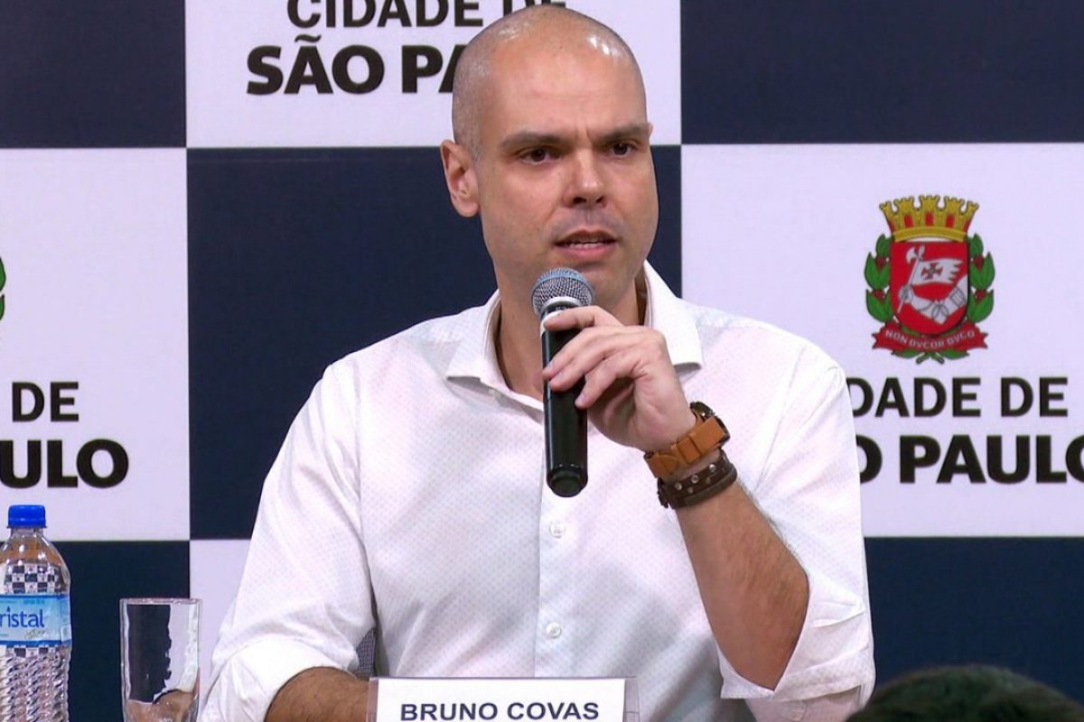 Bruno Covas tem novos pontos de câncer no fígado e ossos, diz boletim médico