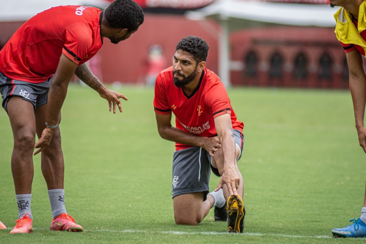 Desejando voltar as semis da Copa do Nordeste, Vitória recebe Altos pelo Nordestão