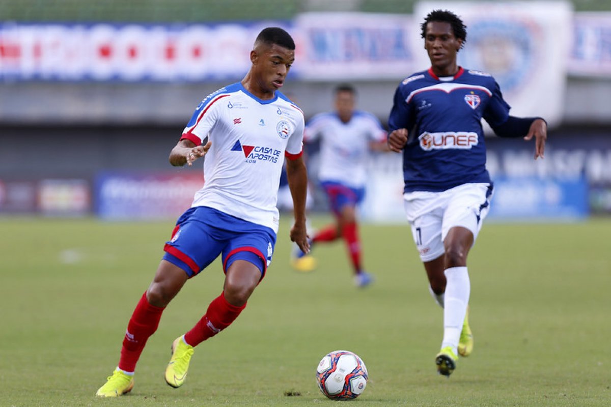 Bahia bate Bahia de Feira e volta ao G-4 do Baianão