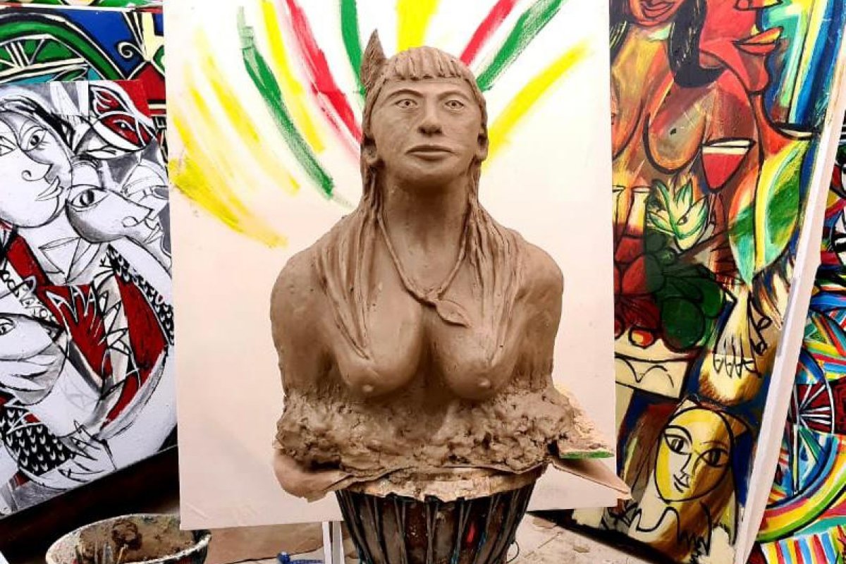 Menelaw Sete faz homenagem aos povos indígenas