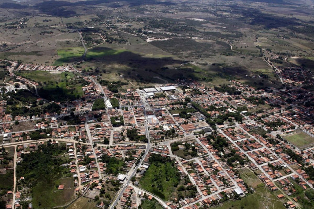 Agência bancária é explodida em São Gonçalo dos Campos, na Bahia